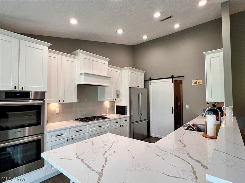 2989 Island Creek Drive, Medina, OH 44256 Photo 9