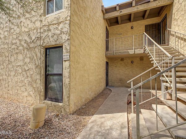 4950 N Miller Road, Unit 102, Scottsdale, AZ 85251
