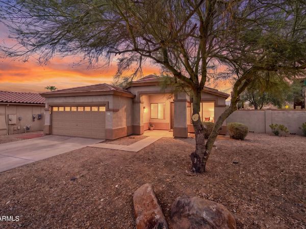 18391 W CAPISTRANO Avenue, Goodyear, AZ 85338