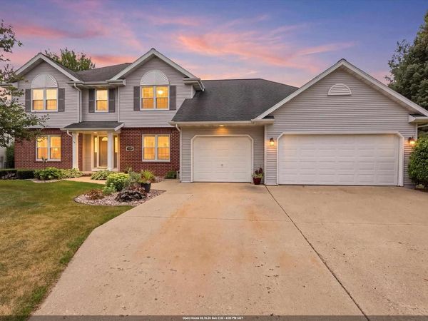 1990 TYLER LANE, De Pere, WI 54115