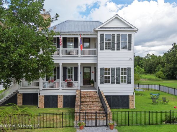 102 Mollere Drive, Waveland, MS 39576