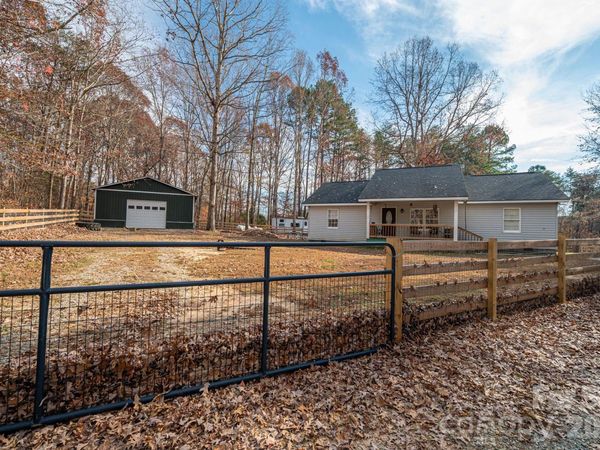 1011 Lester Trail , Iron Station, NC 28080
