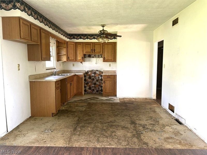 108 Brentwood Boulevard, Wintersville, OH 43953 Photo 10