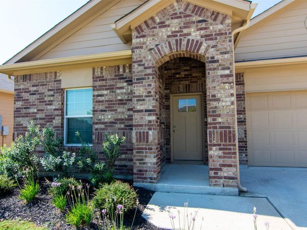 649 Donegal LN, Georgetown, TX 78626