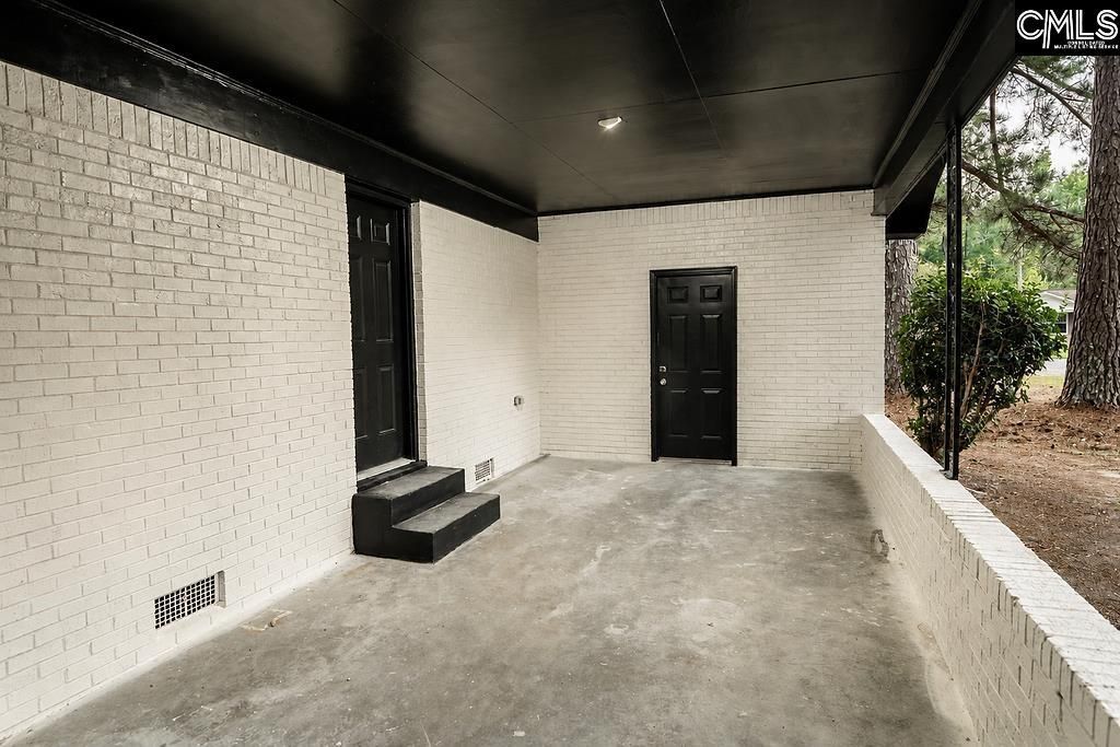 2037 Windsor Drive  Photo 29