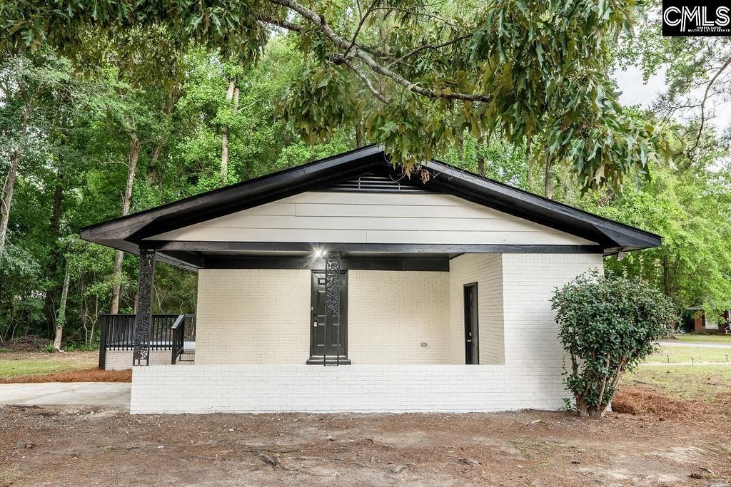 2037 Windsor Drive  Photo 30