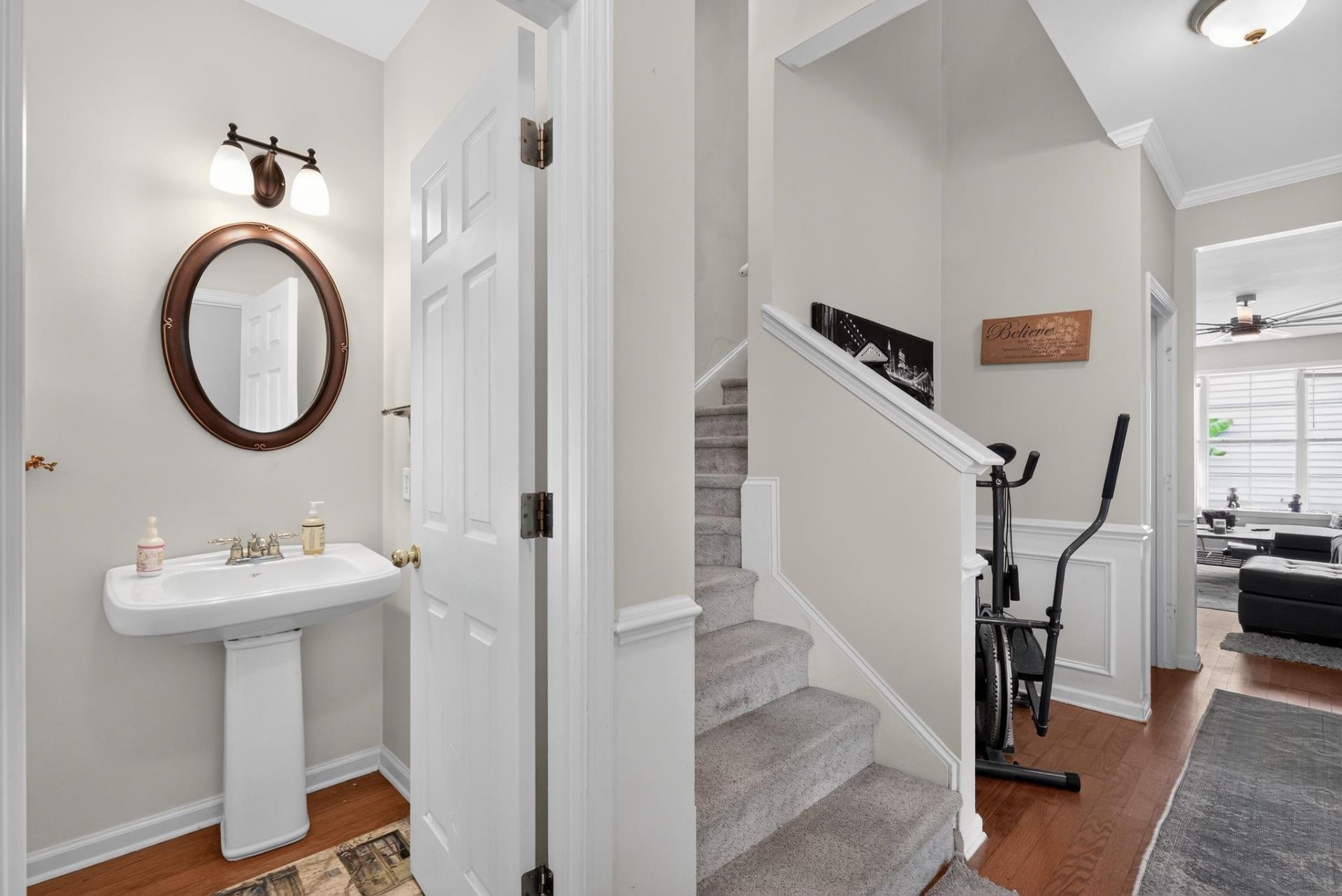 608 College Park Circle Photo 14