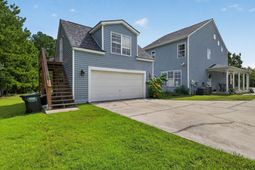 608 College Park Circle photo 4