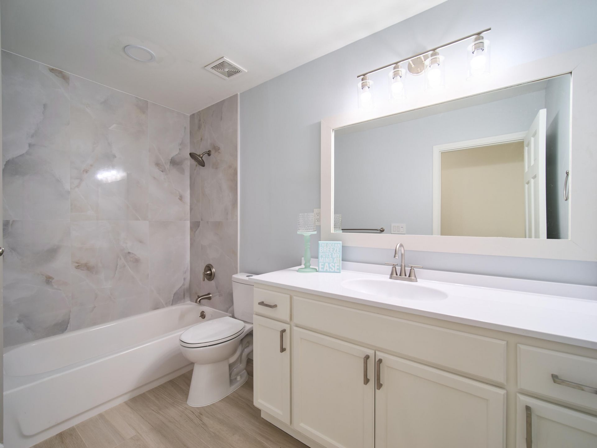 296 SE Wentworth Drive, Stuart, FL 34996 Photo