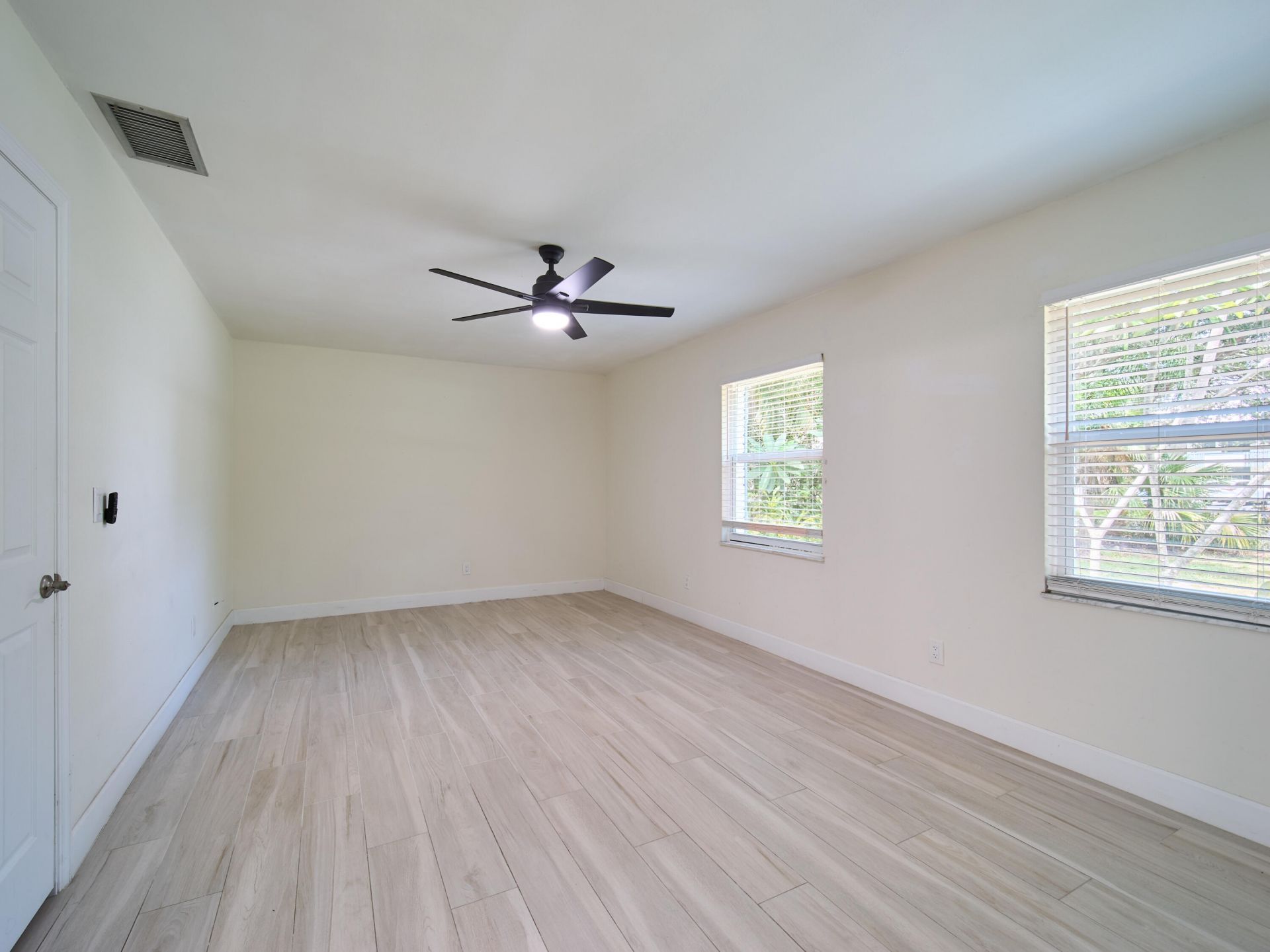 296 SE Wentworth Drive, Stuart, FL 34996 Photo