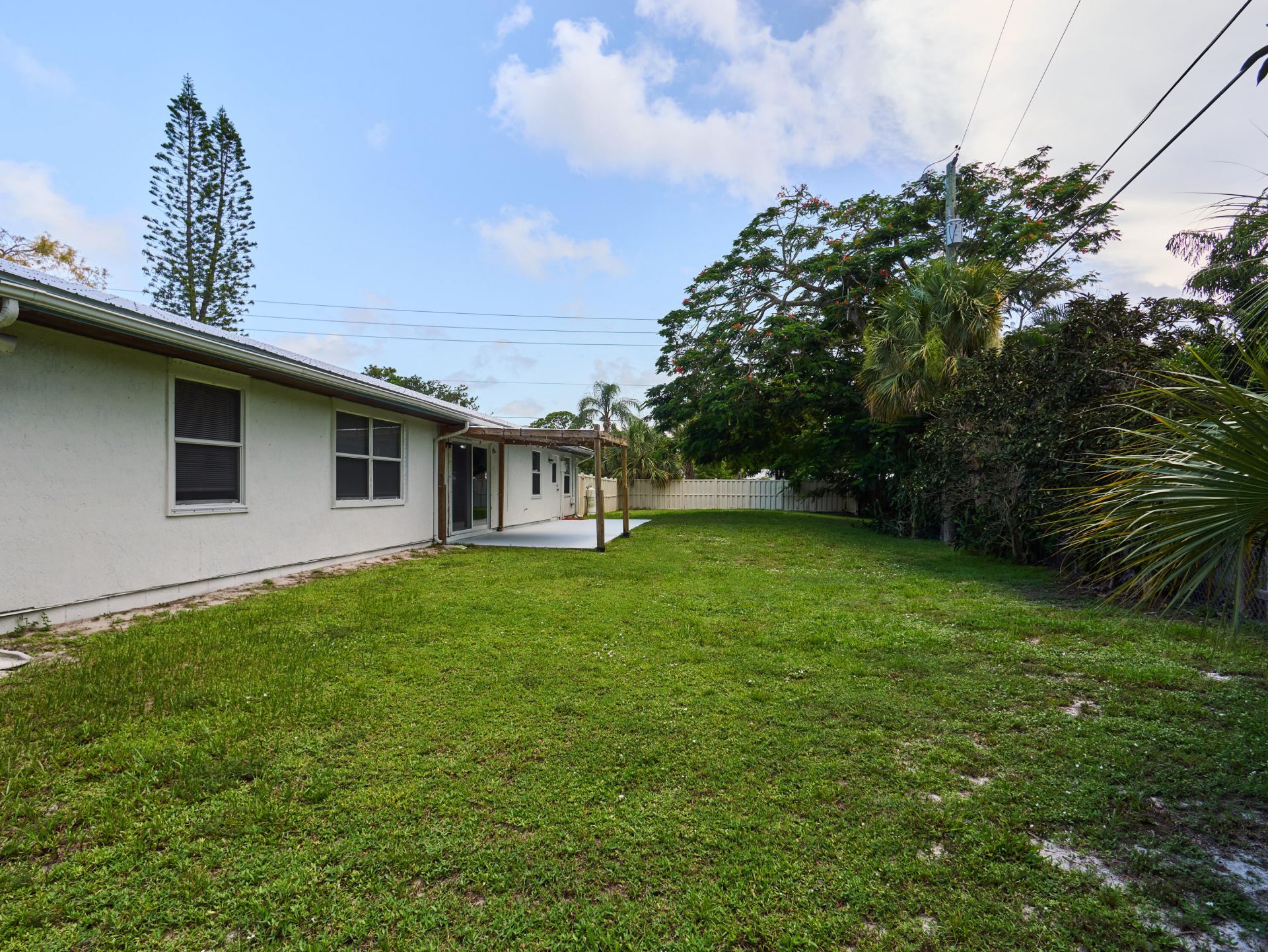 296 SE Wentworth Drive, Stuart, FL 34996 Photo