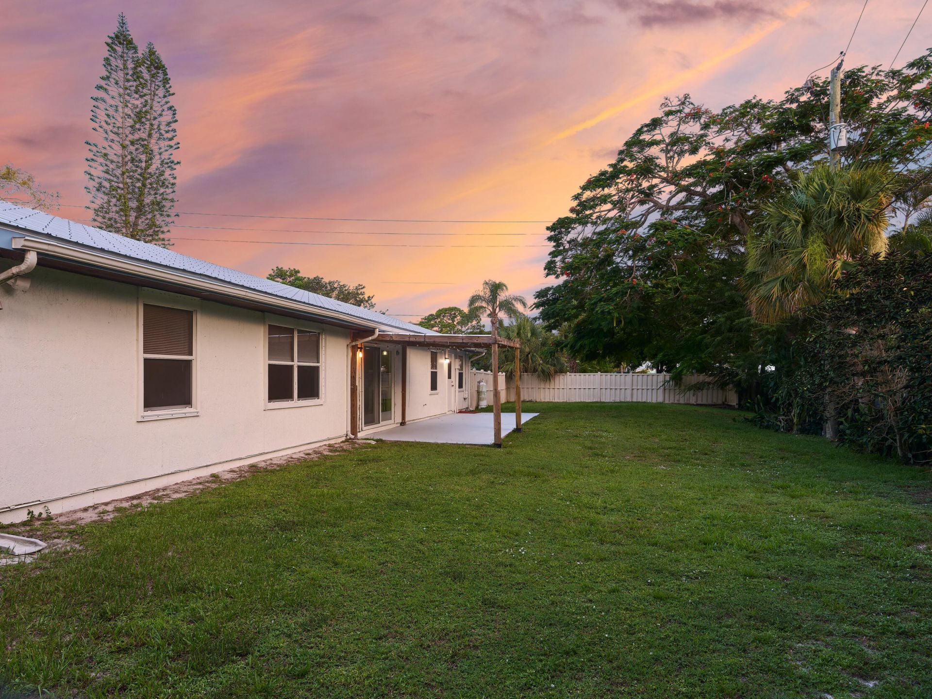 296 SE Wentworth Drive, Stuart, FL 34996 Photo