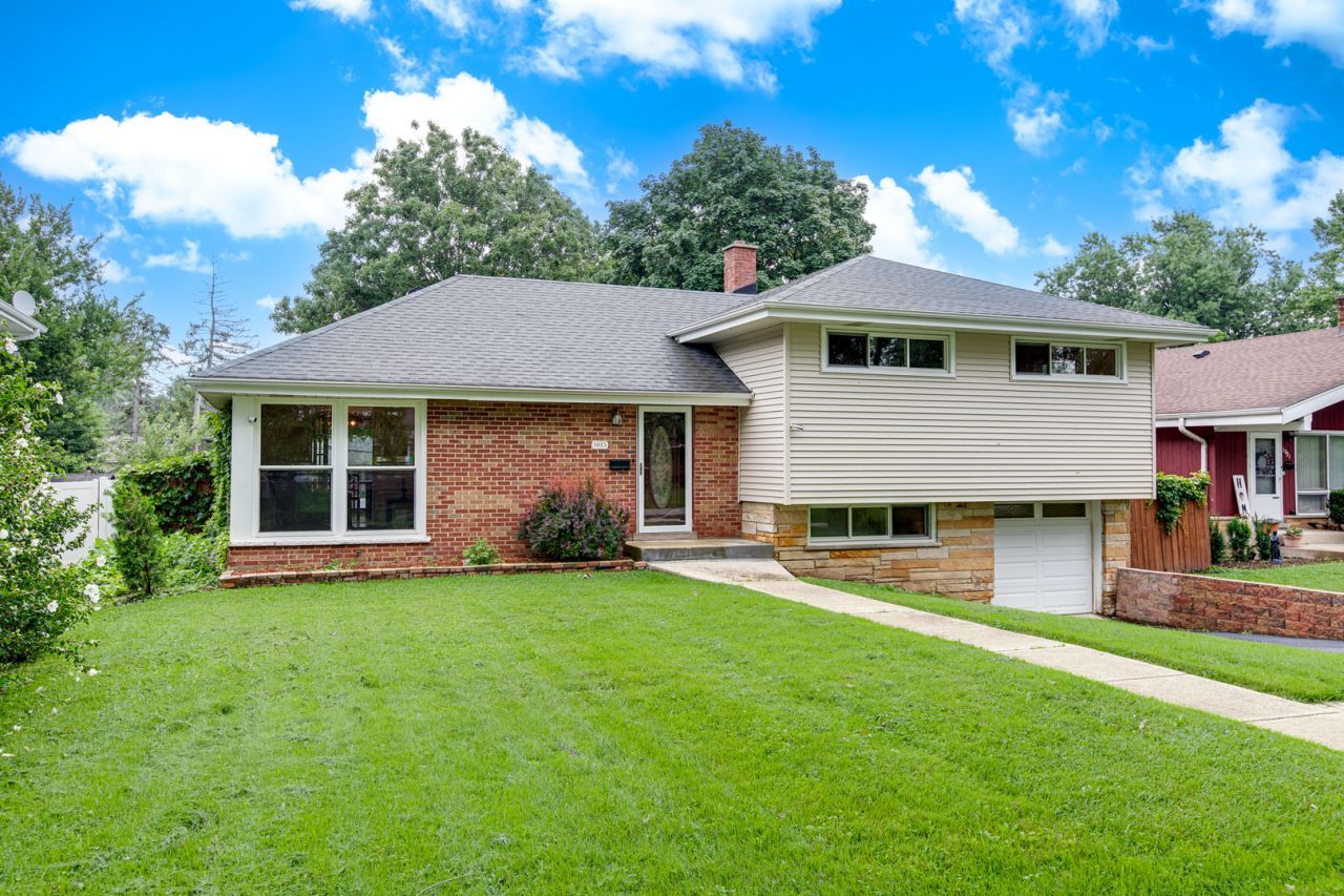 1015 Leslie Lane, Villa Park, IL 60181 Main Photo