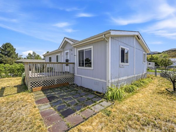 255 NW Golden Hils, Unit 39, Pullman, WA 99163
