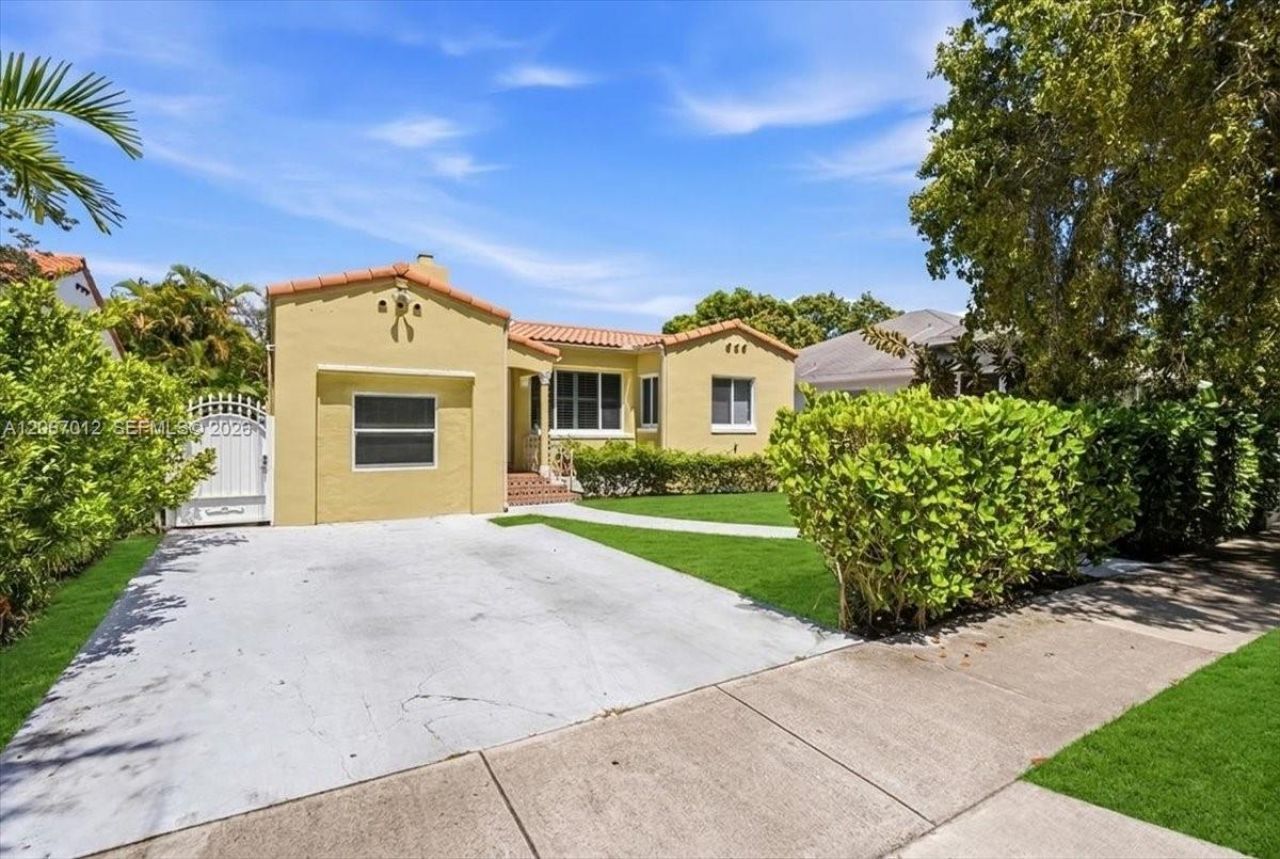 155 SW 28th Rd , Miami, FL 33129 Photo