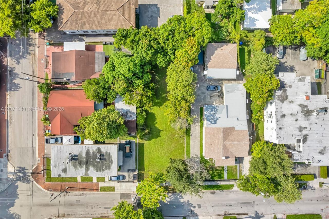 1324 SW 5th St, Miami, FL 33135 Photo