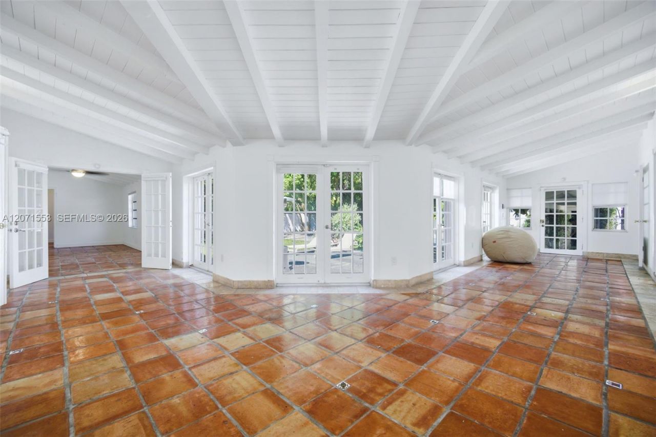 2300 S Miami Ave , Unit 2300, Miami, FL 33129 Photo