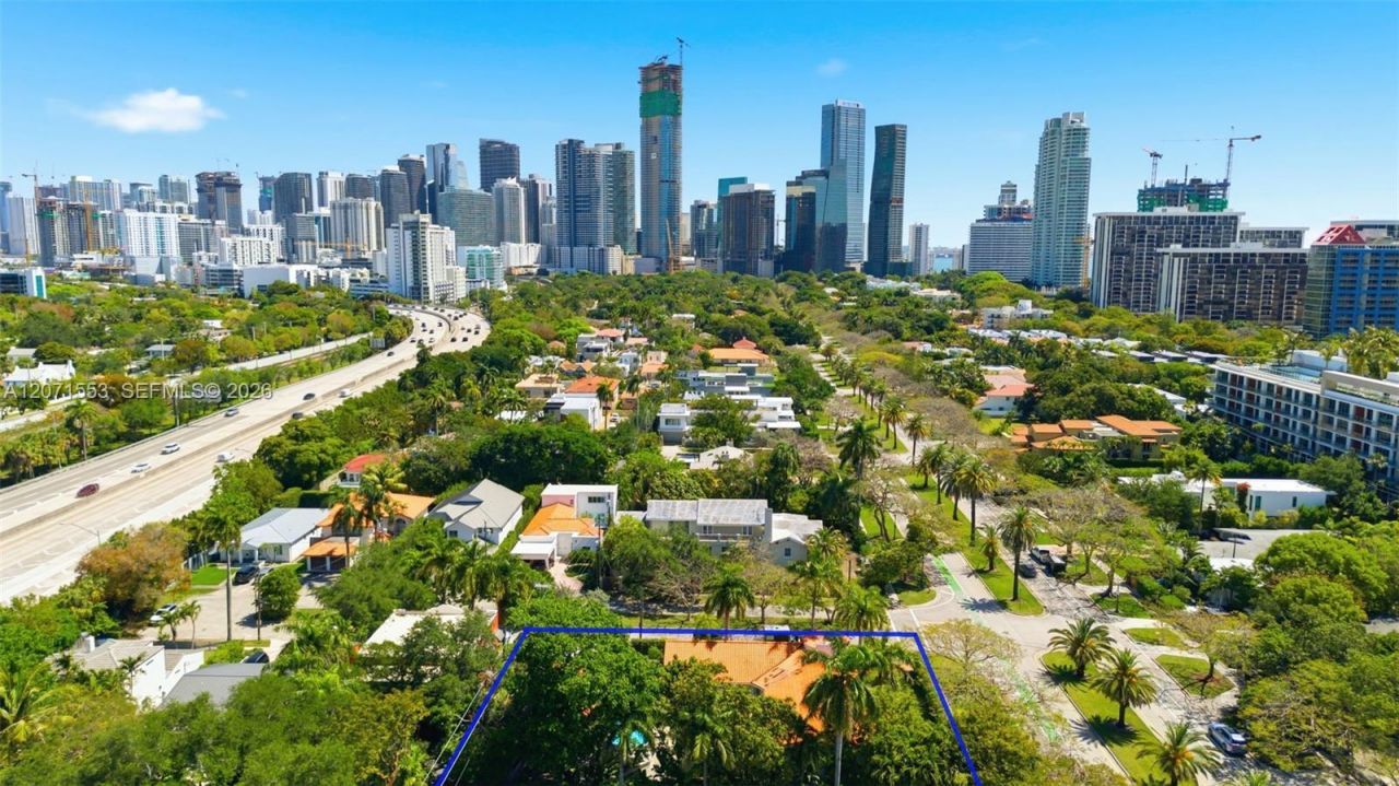 2300 S Miami Ave , Unit 2300, Miami, FL 33129 Photo
