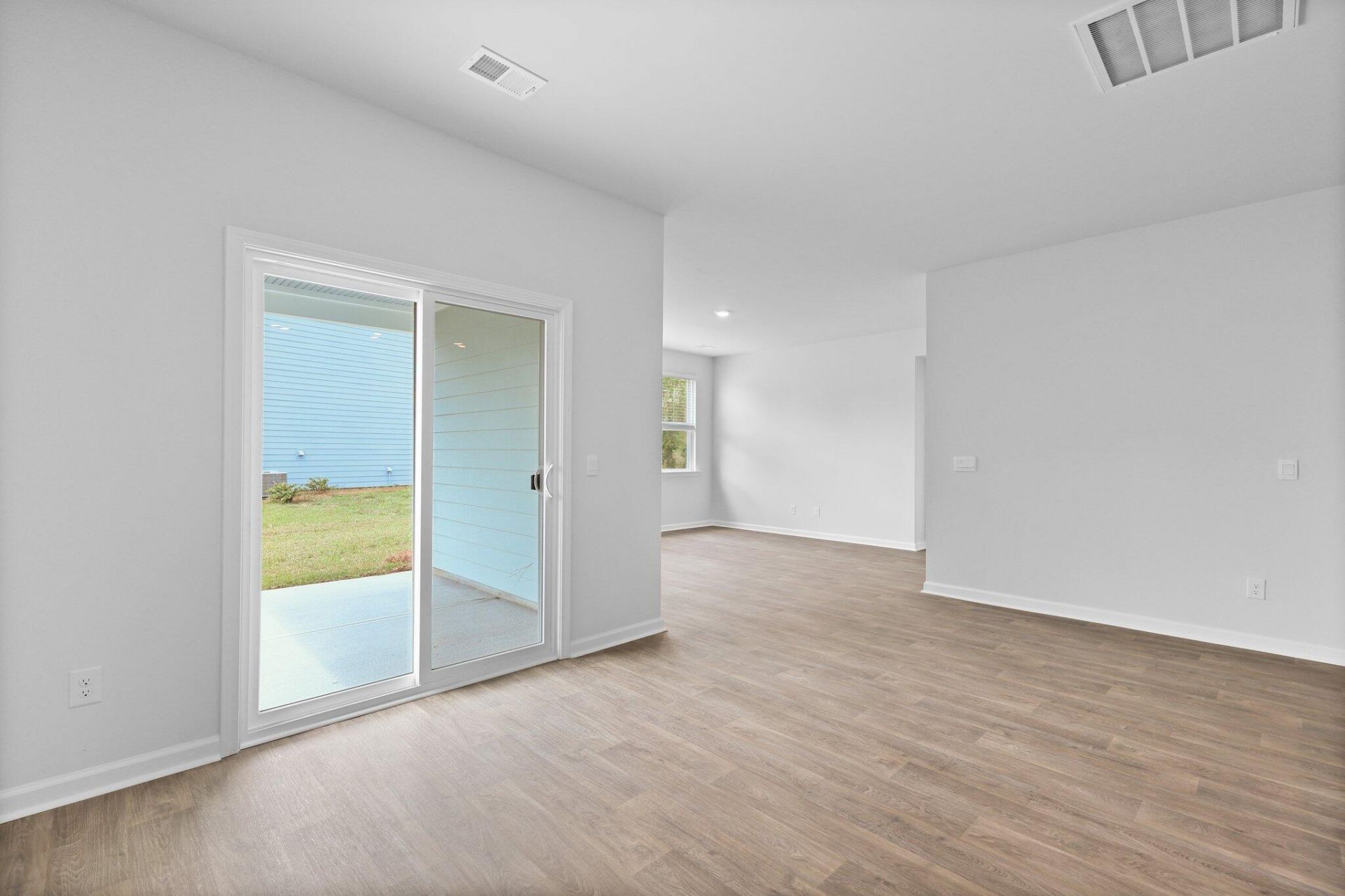173 Broadstone Drive Photo 21