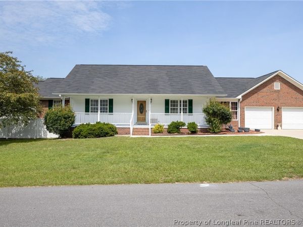 424 Cedar Lake Lane, Clinton, NC 28328