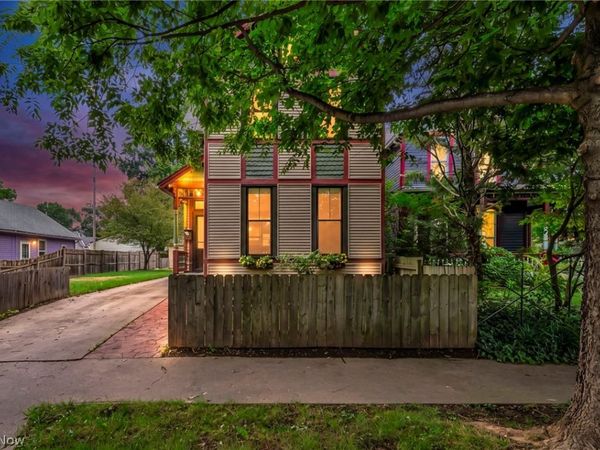 1919 W 45th Street, Cleveland, OH 44102
