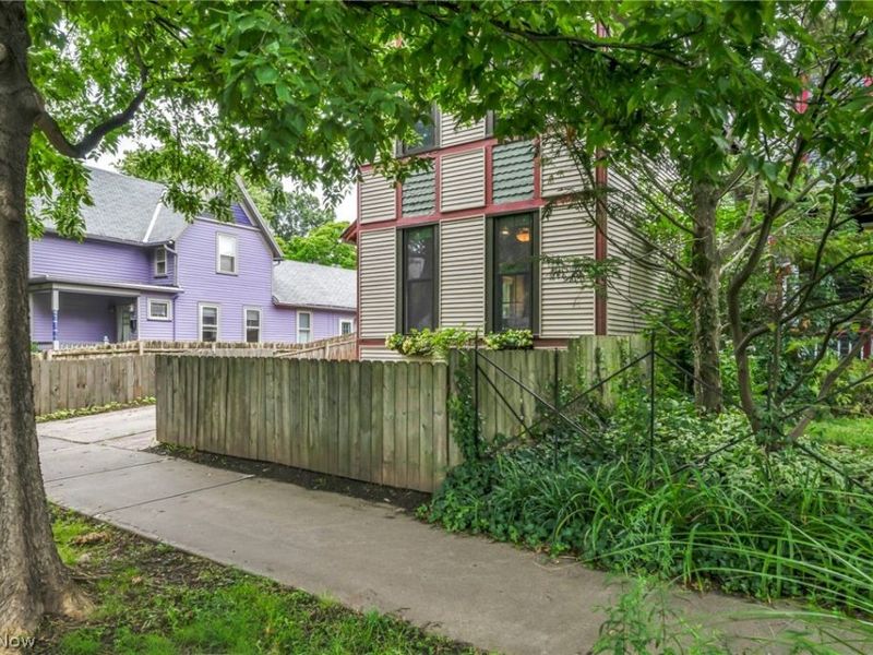 1919 W 45th Street, Cleveland, OH 44102 Photo 3