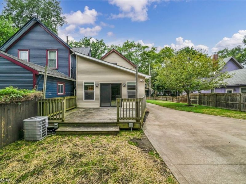 1919 W 45th Street, Cleveland, OH 44102 Photo 36