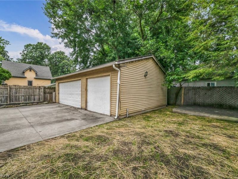 1919 W 45th Street, Cleveland, OH 44102 Photo 38