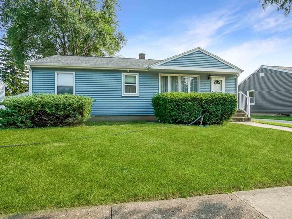 236 E 18TH STREET, Fond Du Lac, WI 54935