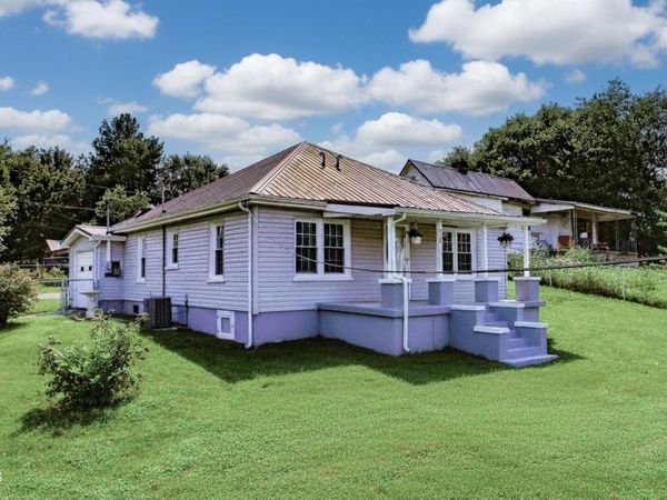 359 Old Knoxville Hwy, Newport, TN 37821