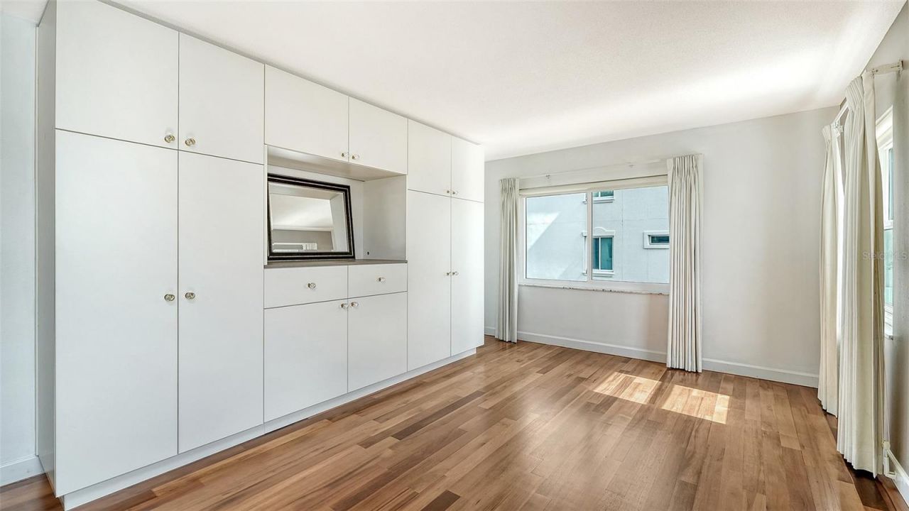 174 Golden Gate Point, Unit 43, Sarasota, FL 34236 Photo