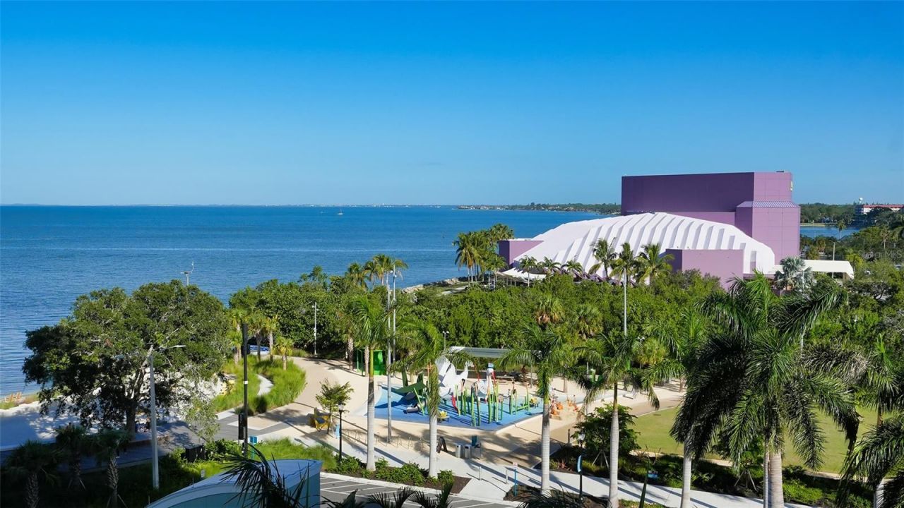 174 Golden Gate Point, Unit 43, Sarasota, FL 34236 Photo