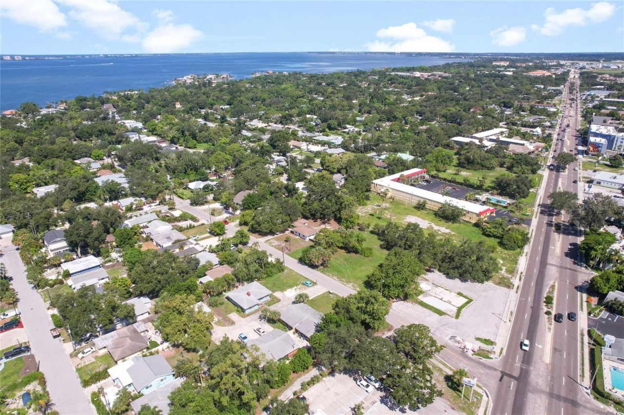 839 42nd Street , Sarasota, FL 34234 Photo