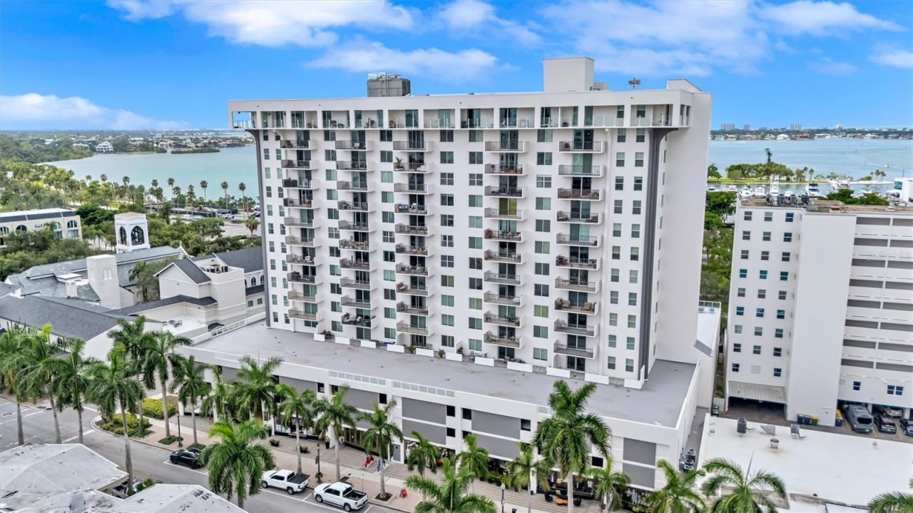 101 S Gulfstream Avenue, Unit 14D, Sarasota, FL 34236 Photo