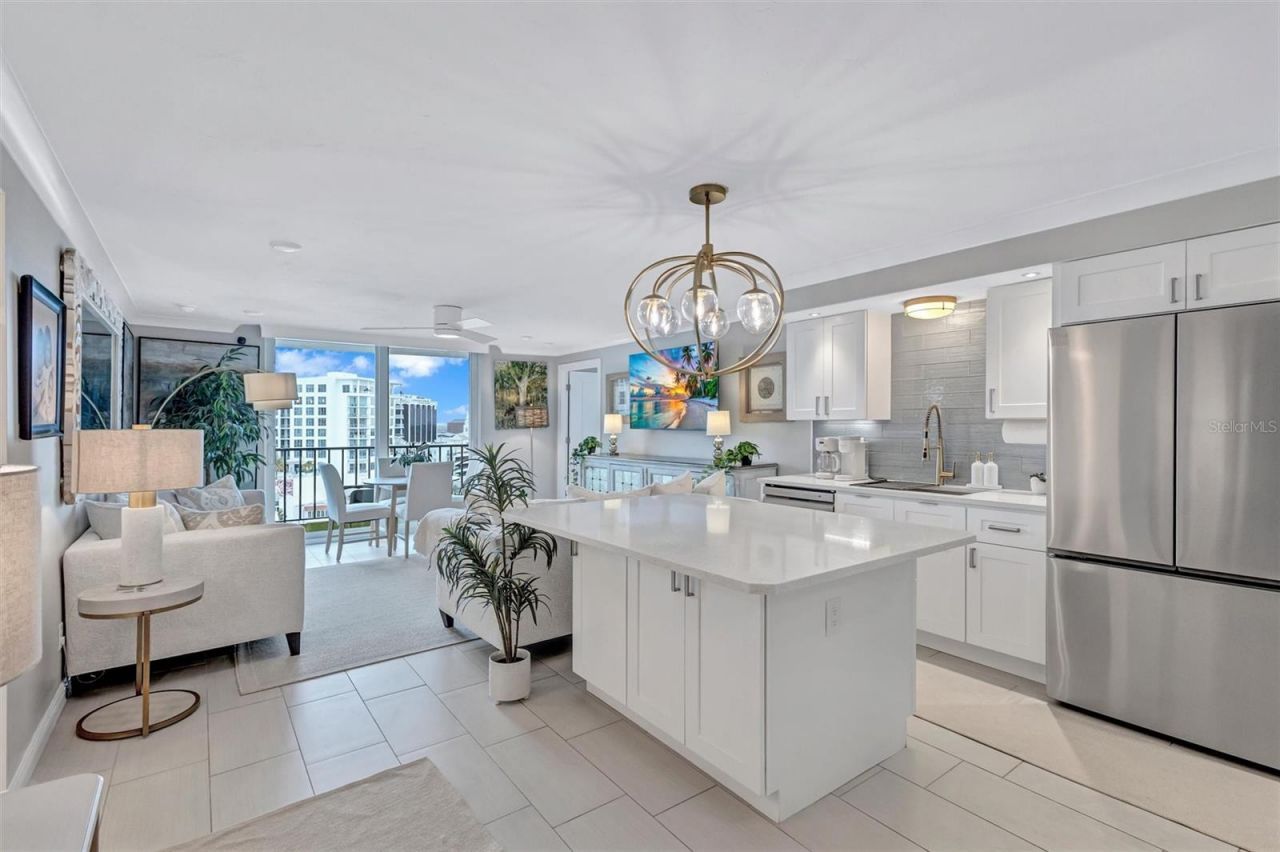 101 S Gulfstream Avenue, Unit 14D, Sarasota, FL 34236 Photo