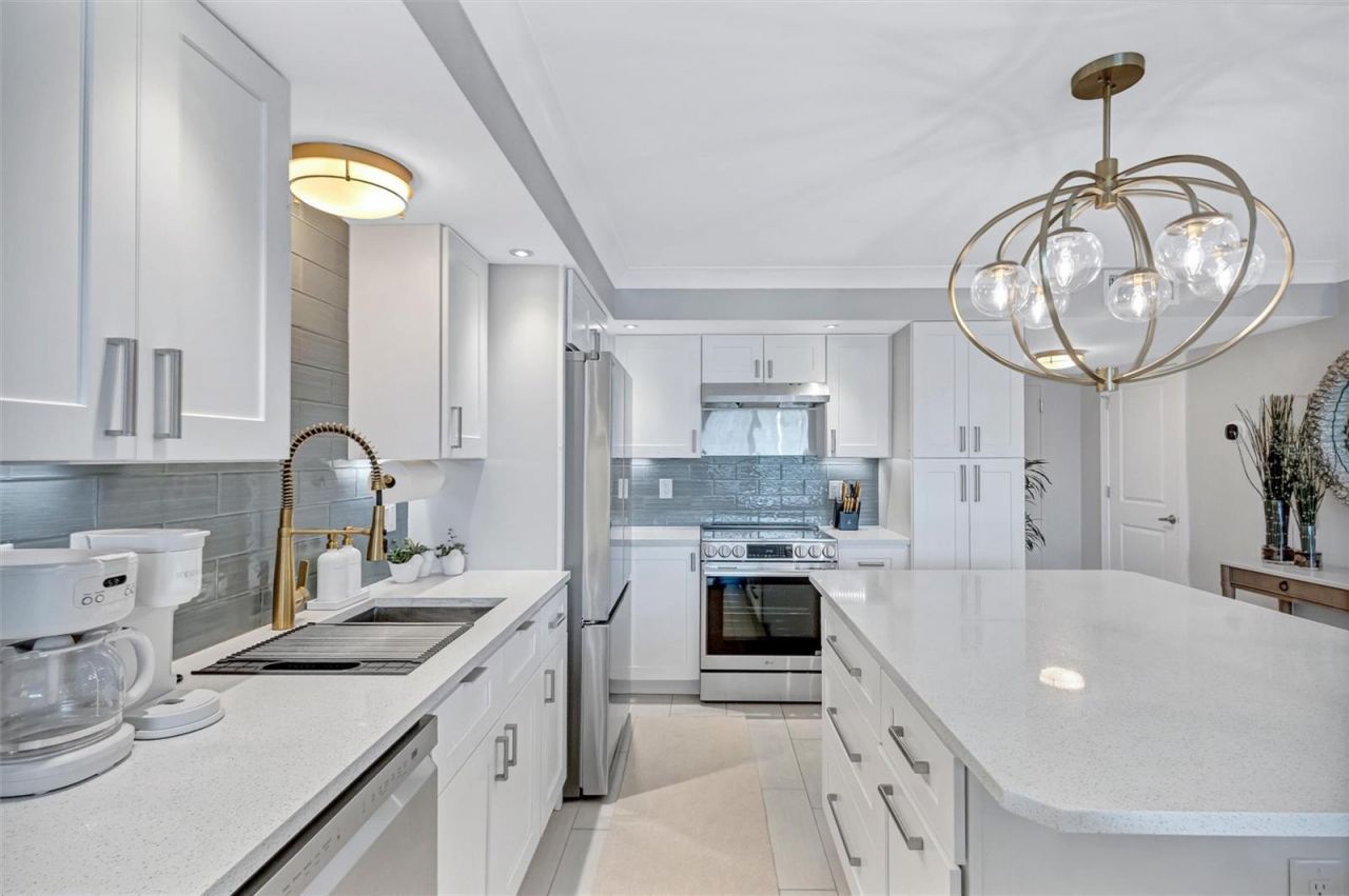 101 S Gulfstream Avenue, Unit 14D, Sarasota, FL 34236 Photo