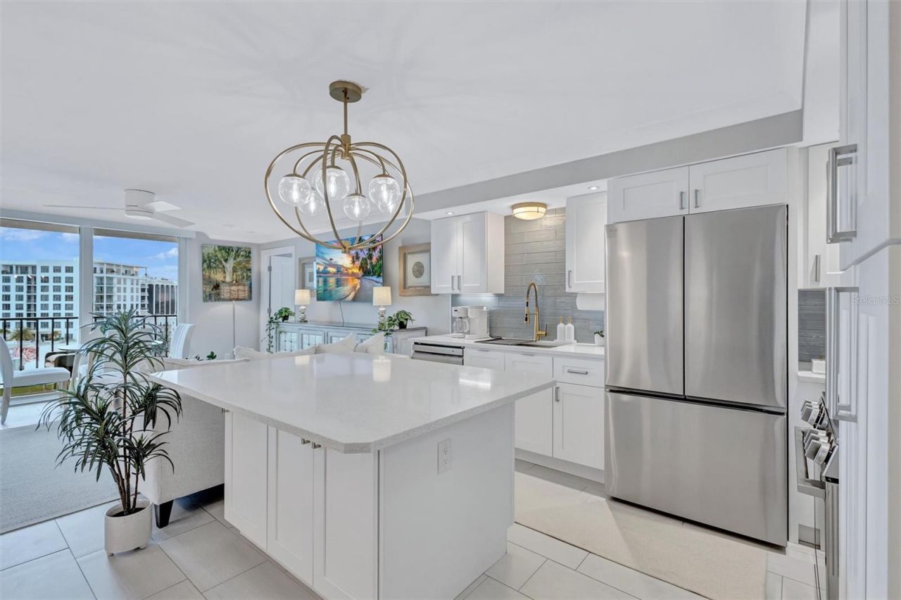 101 S Gulfstream Avenue, Unit 14D, Sarasota, FL 34236 Photo