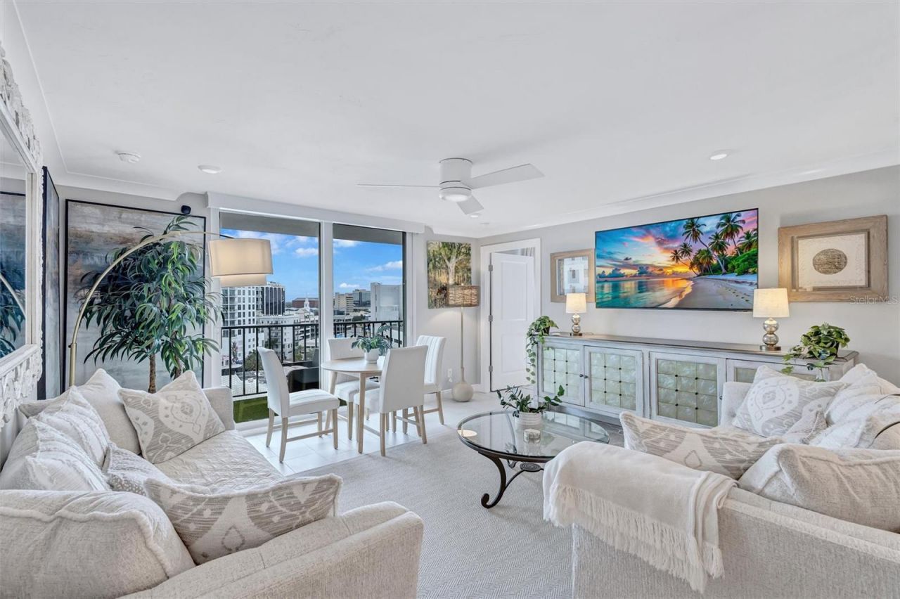 101 S Gulfstream Avenue, Unit 14D, Sarasota, FL 34236 Photo