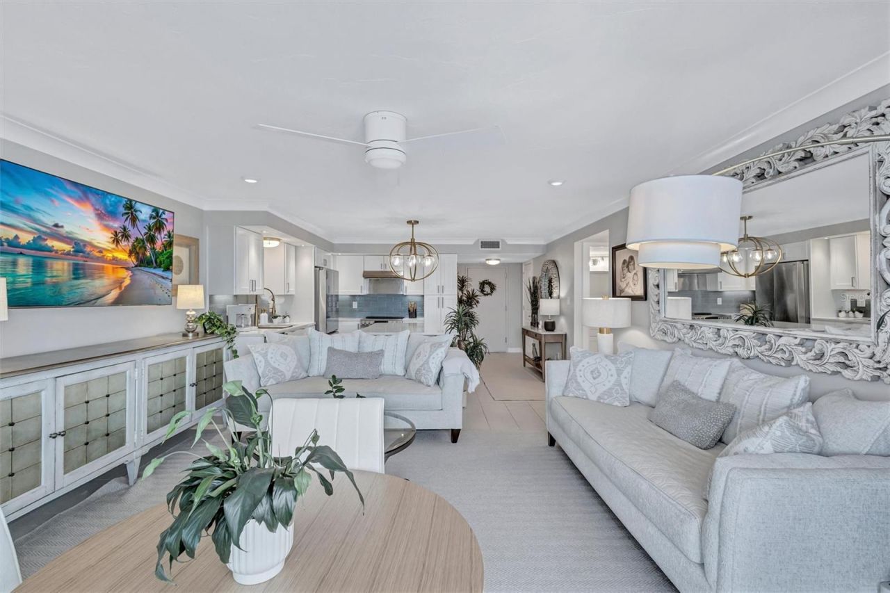 101 S Gulfstream Avenue, Unit 14D, Sarasota, FL 34236 Photo
