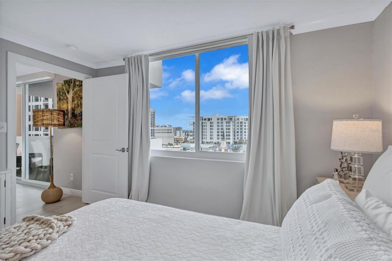101 S Gulfstream Avenue, Unit 14D, Sarasota, FL 34236 Photo