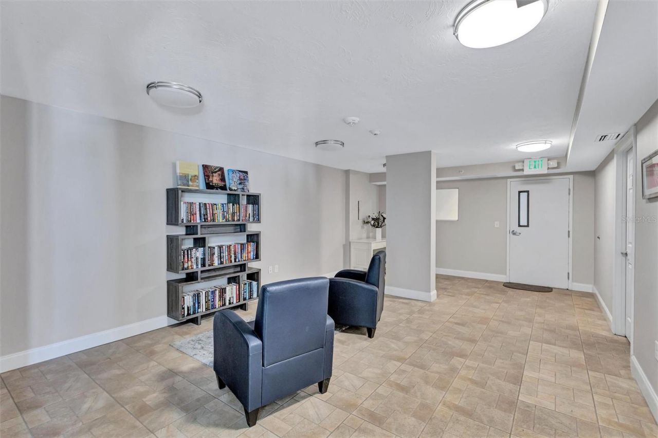 101 S Gulfstream Avenue, Unit 14D, Sarasota, FL 34236 Photo