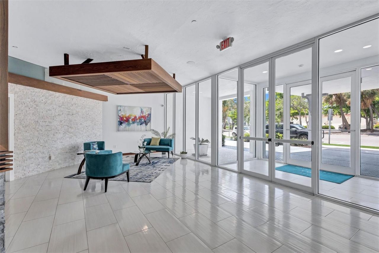 101 S Gulfstream Avenue, Unit 14D, Sarasota, FL 34236 Photo