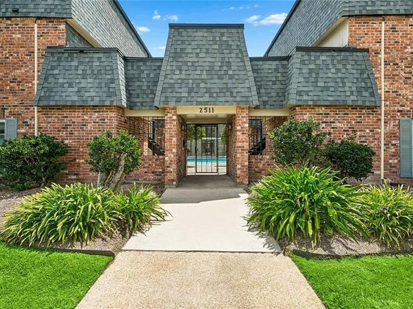 2511 METAIRIE LAWN Drive, Unit 113, Metairie, LA 70002