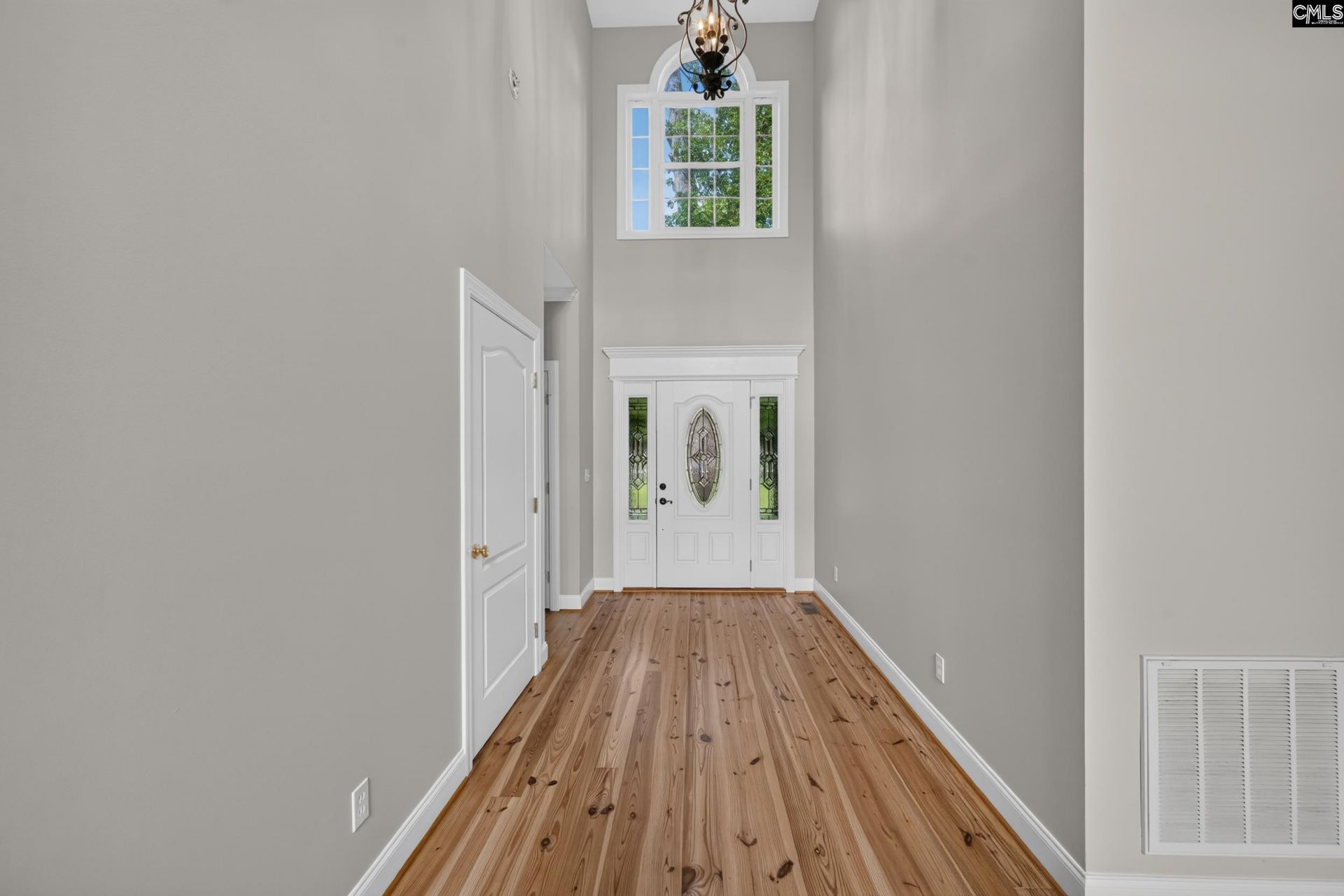 432 Lakeshore Drive  Photo 11