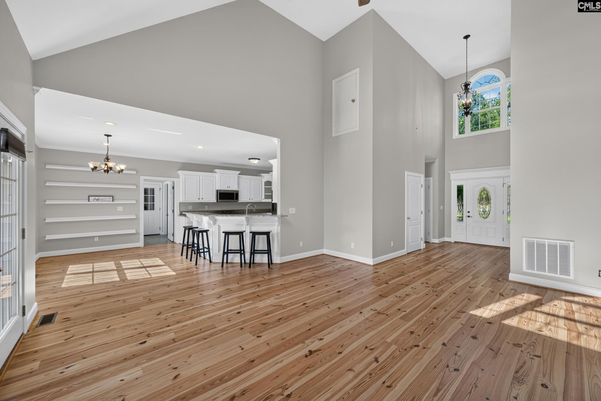 432 Lakeshore Drive  Photo 13