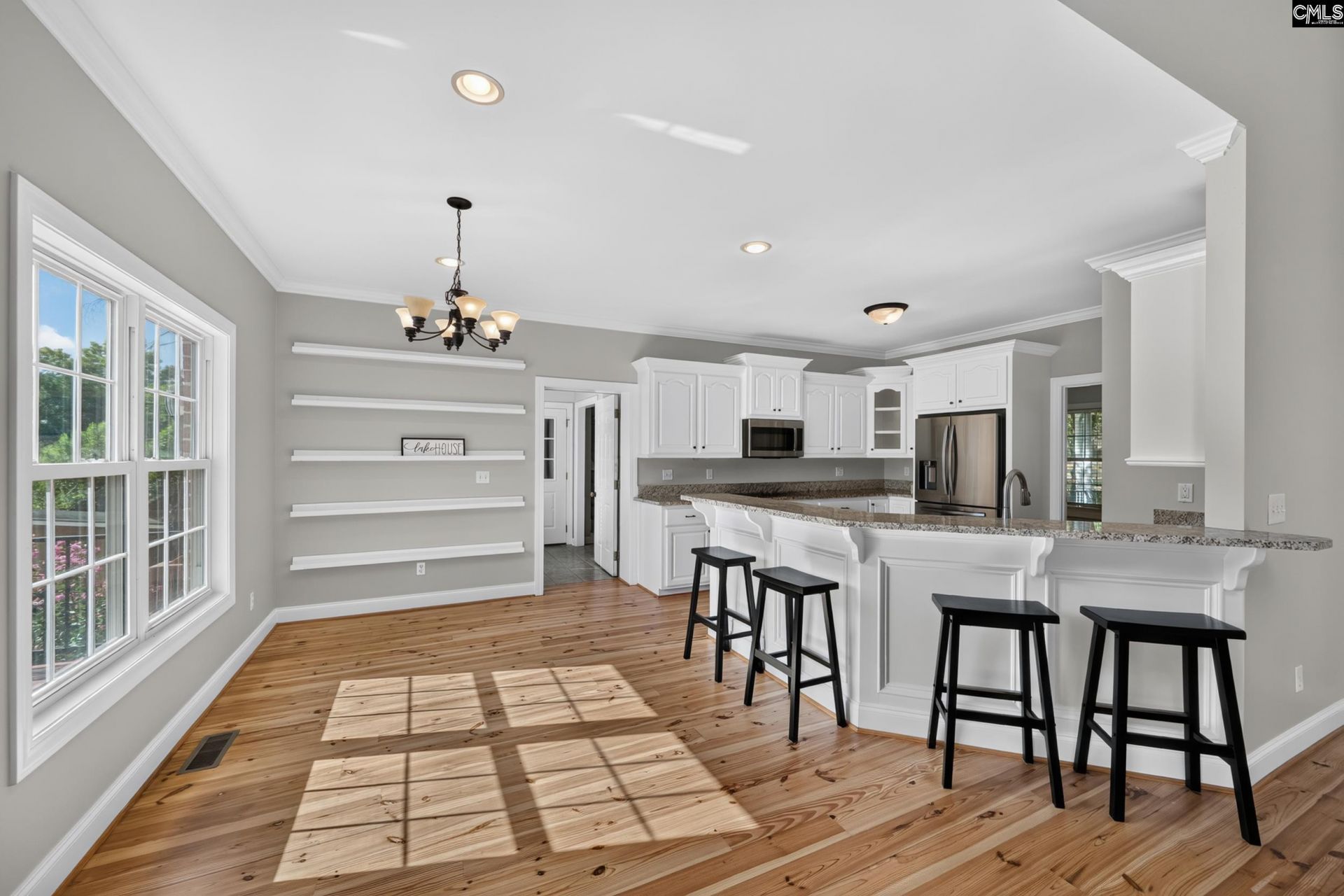 432 Lakeshore Drive  Photo 14