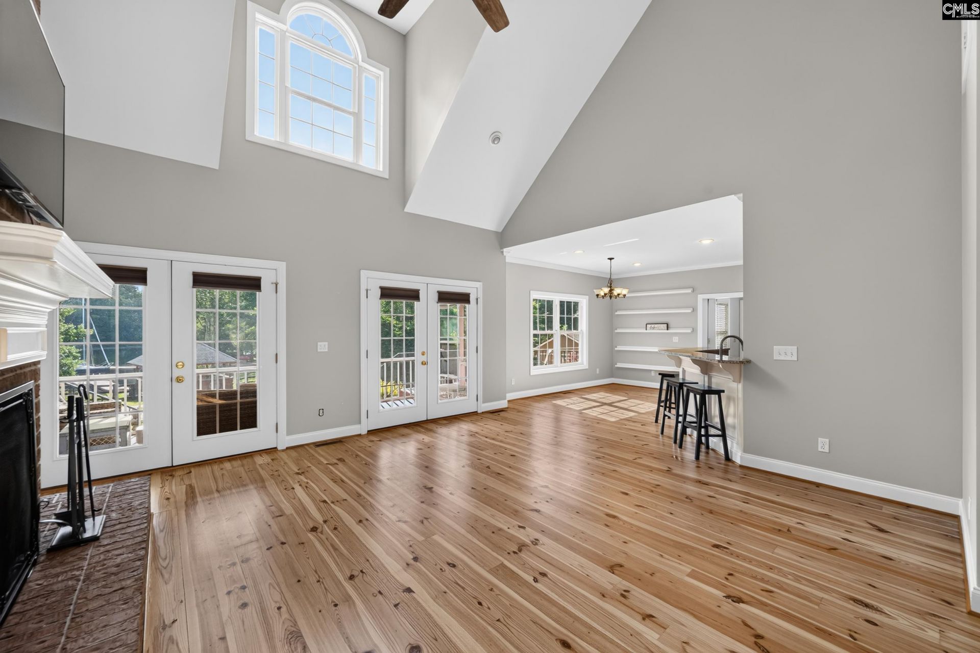 432 Lakeshore Drive  Photo 19