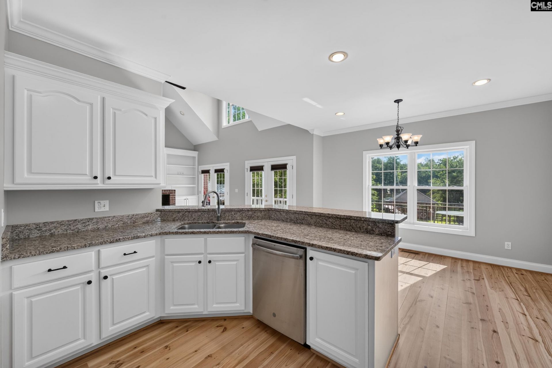 432 Lakeshore Drive  Photo 21