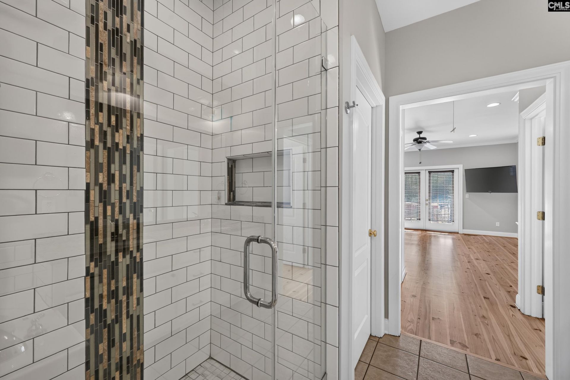 432 Lakeshore Drive  Photo 30