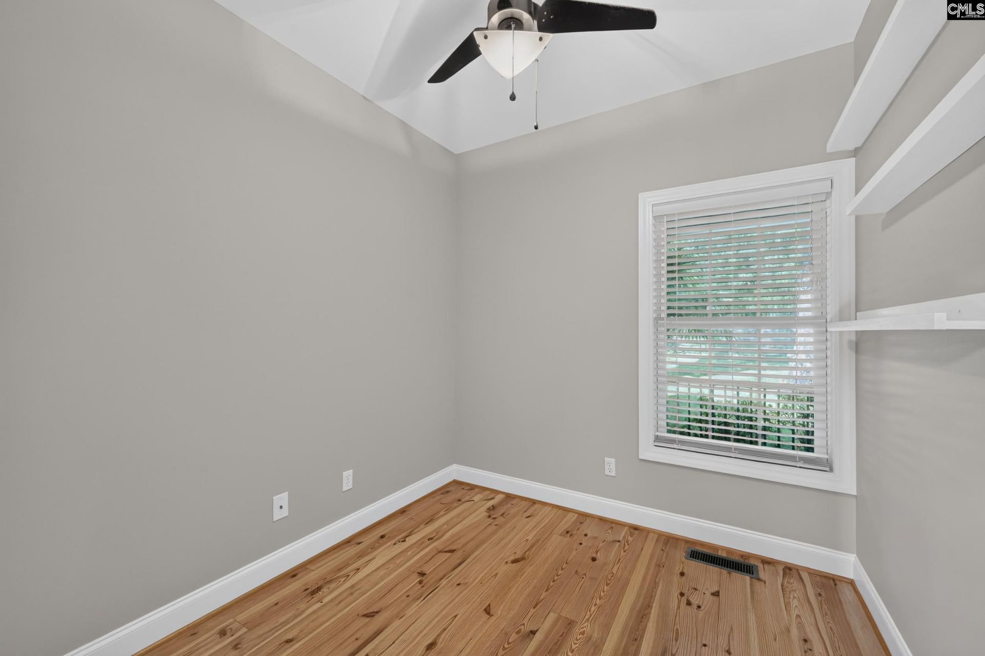 432 Lakeshore Drive  Photo 32